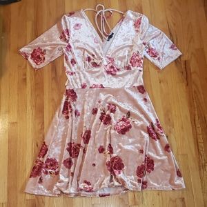 Floral Crushed Velvet v-neck dress